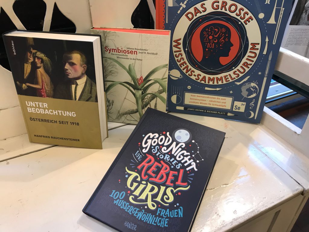 Du betrachtest gerade „Rebel Girls“ holen den Preis für das Wissenschaftsbuch des Jahres