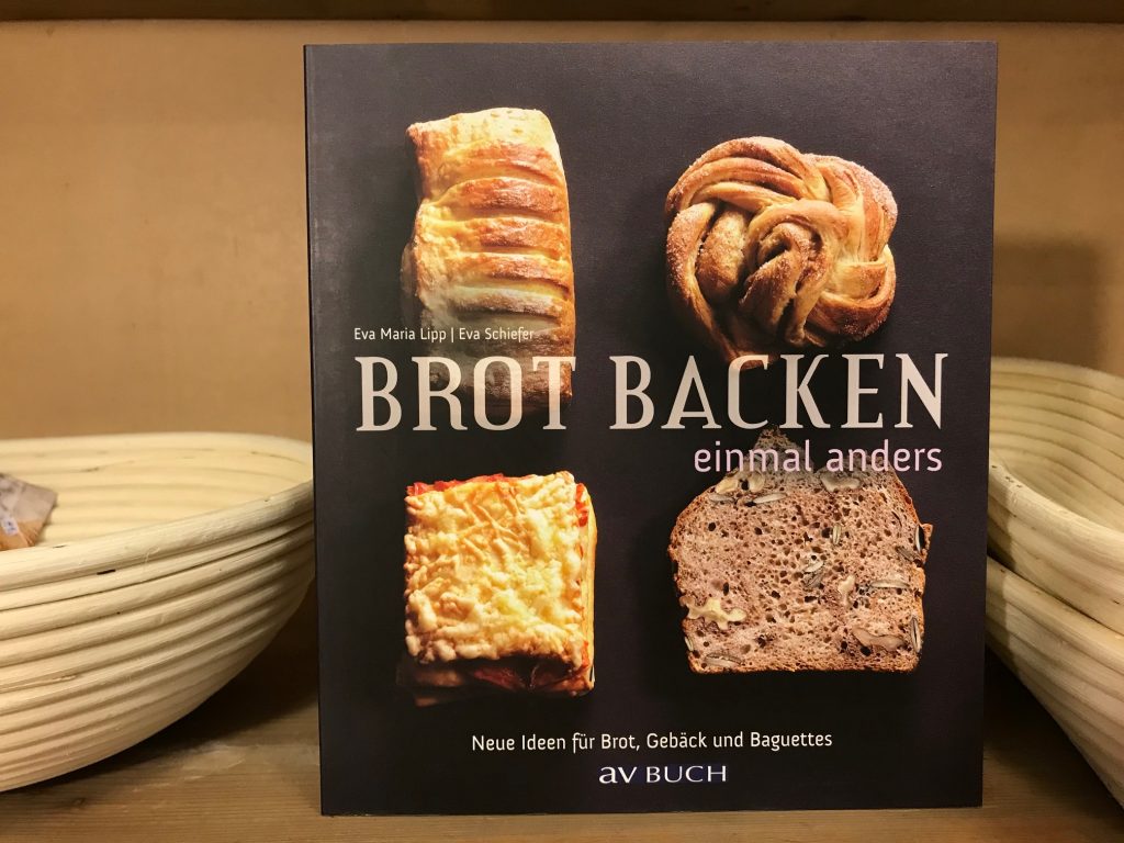 5082-buecher-brot-backen-einmal-anders-von-eva-maria-lipp-und-eva-schiefer