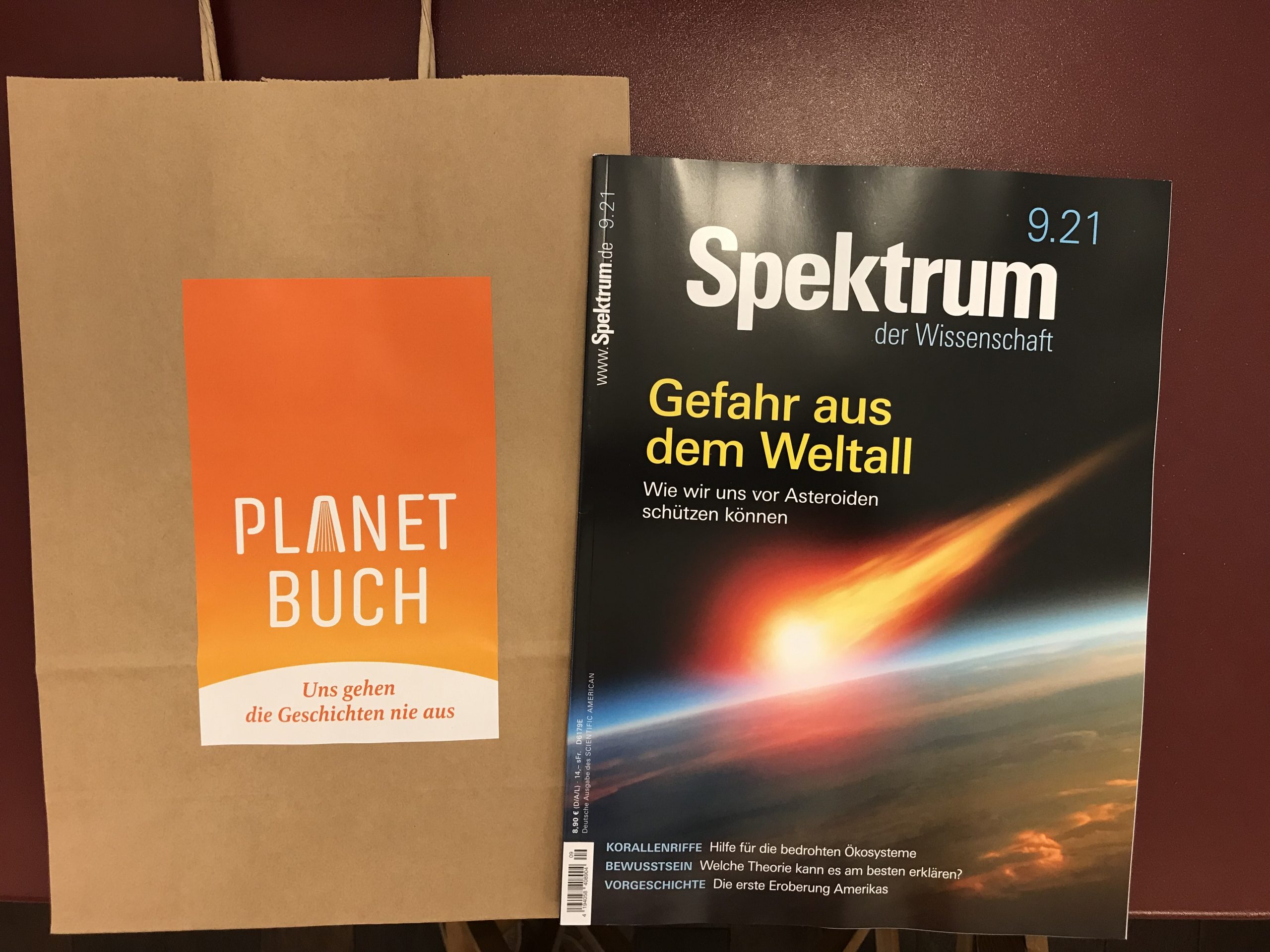 5910-zeitschriften-spektrum-der-wissenschaft-9-2021-gefahr-aus-dem-weltall
