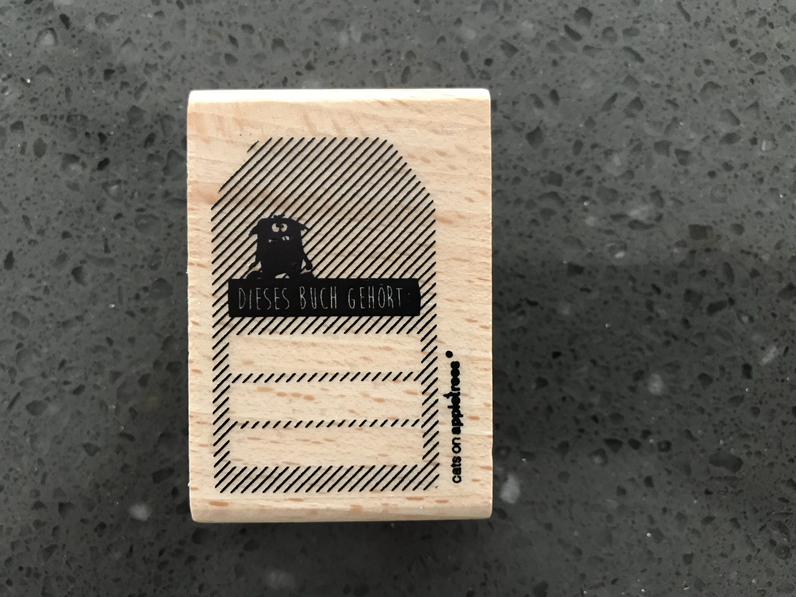 6228-stempel-cats-on-appletrees-exlibris-mit-monster