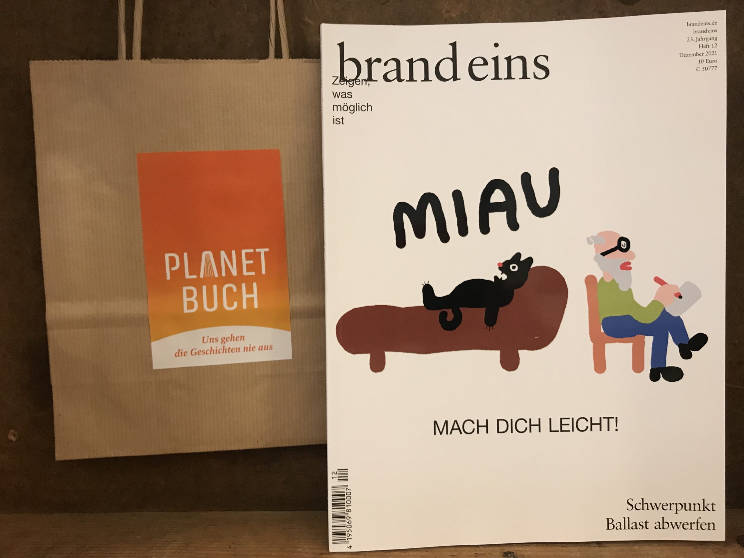 6466-zeitschriften-brand-eins-12-2021-ballast-abwerfen
