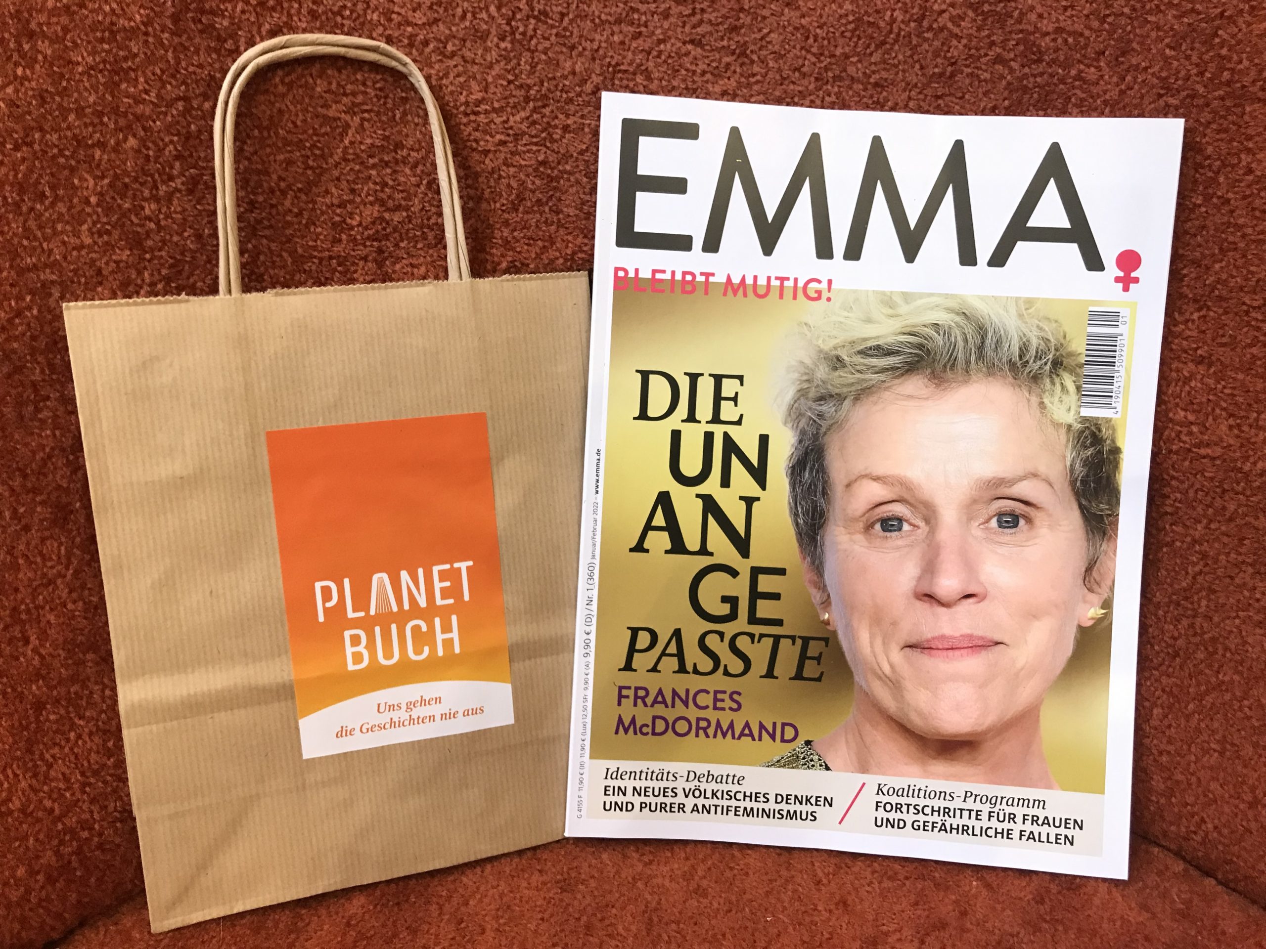 6505-zeitschriften-emma-1-2022-frances-mcdormand