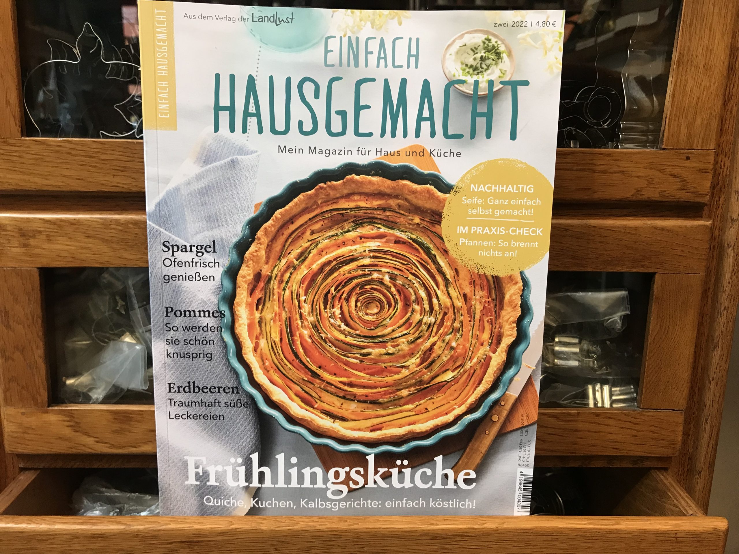 6737-zeitschriften-einfach-hausgemacht-2-2022-fruehlingskueche