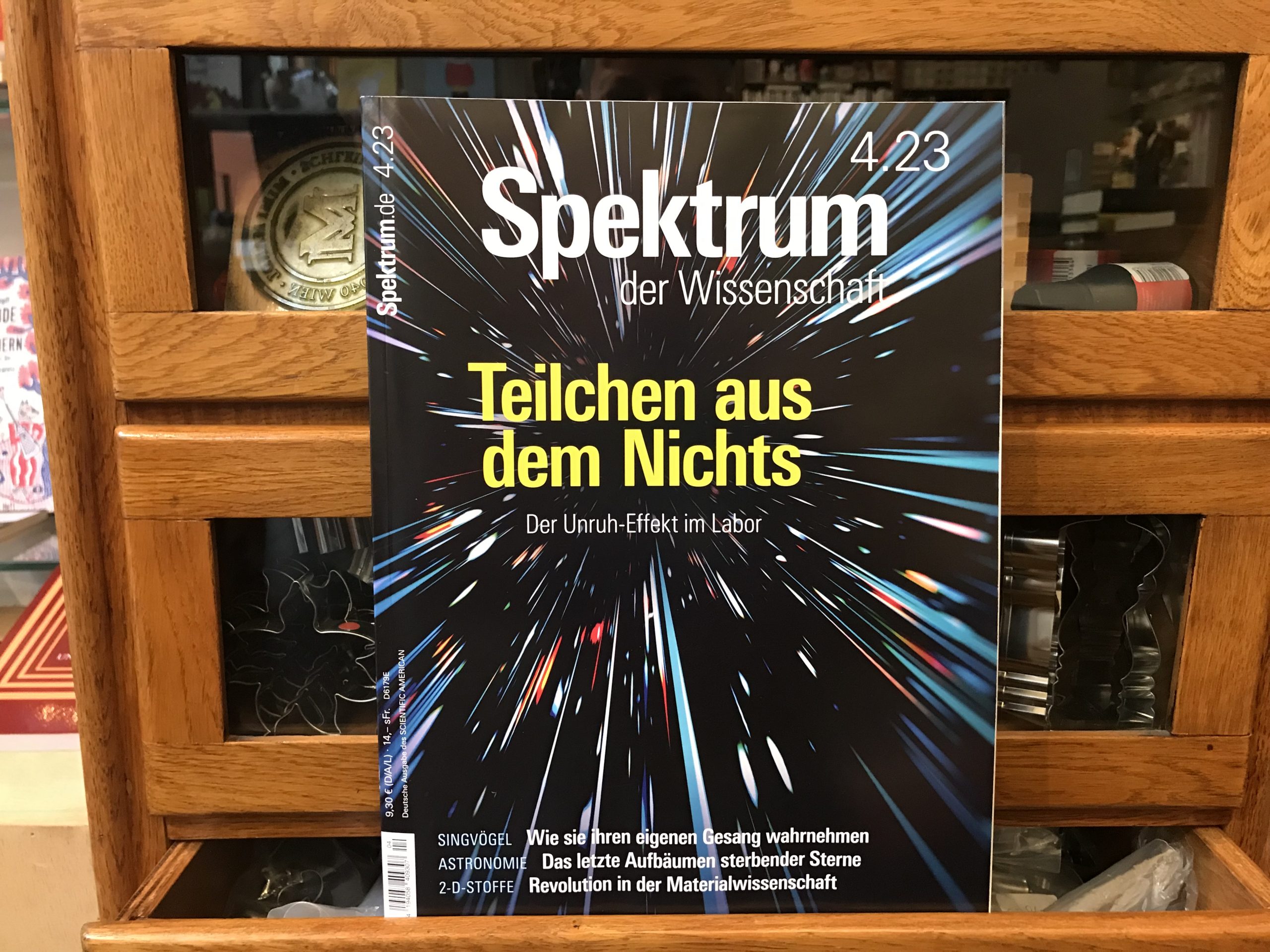 7797-zeitschriften-spektrum-der-wissenschaft-4-2023-teilchen-aus-dem-nichts