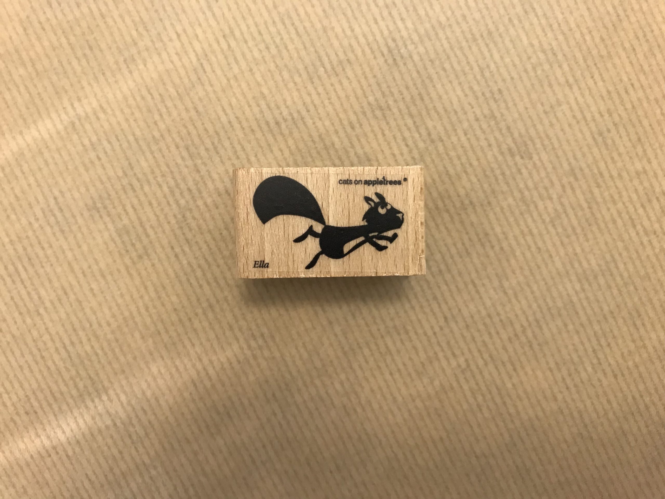 8492-stempel-cats-on-appletrees-eichhoernchen-ella-springend