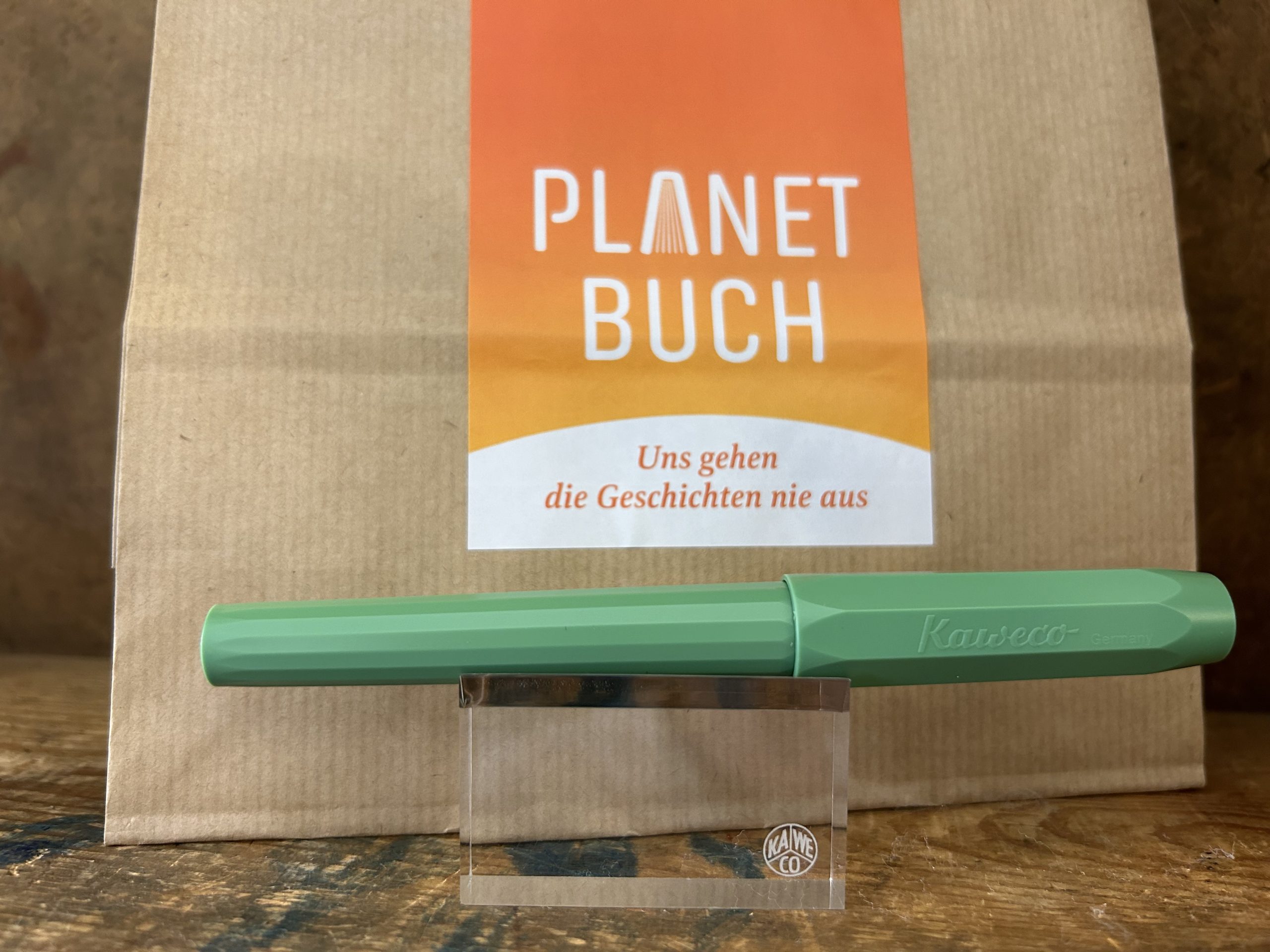 8765-schreibwaren-kaweco-fuellhalter-perkeo-jungle-green-geschlossen