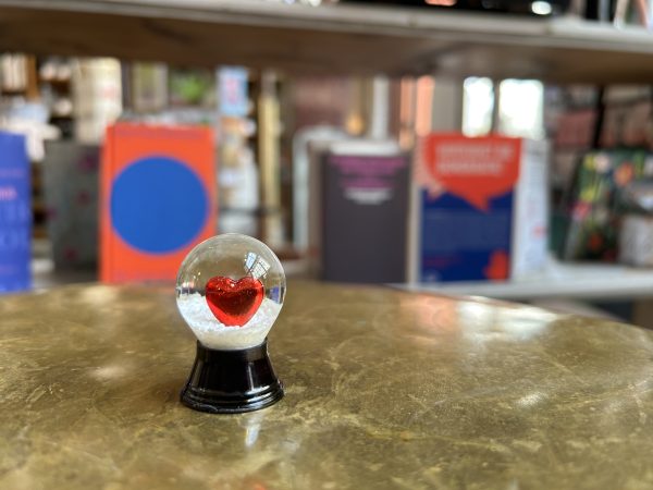 Schneekugel „Rotes Herz“ mini