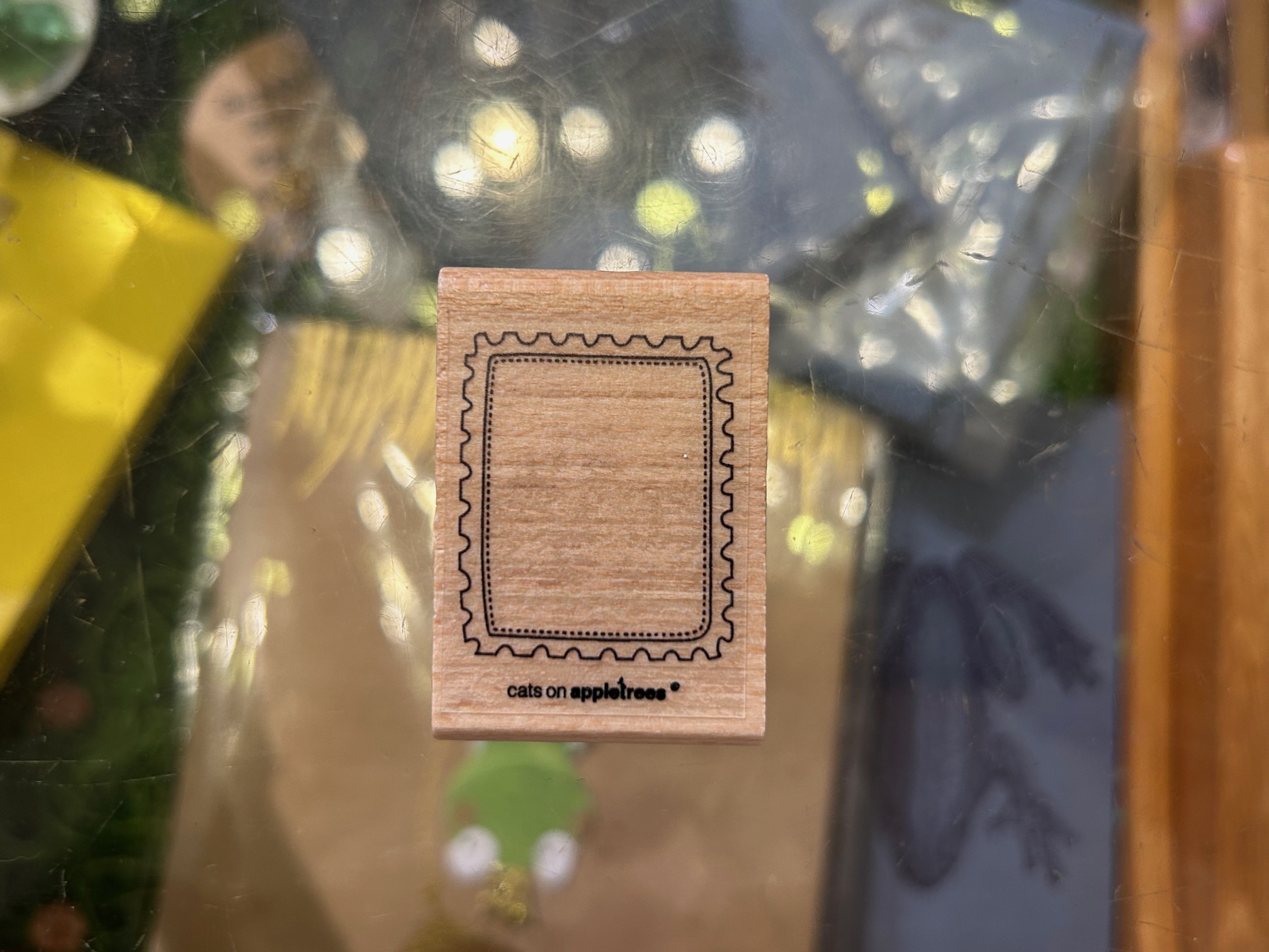 10323-stempel-cats-on-appletrees-briefmarkenrahmen
