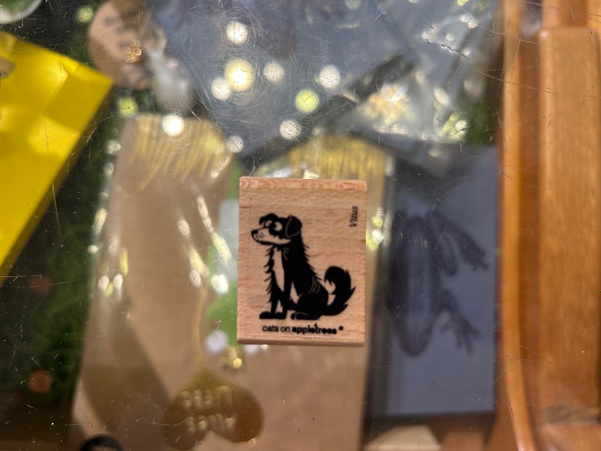 10327-stempel-cats-on-appletrees-hund-vitus