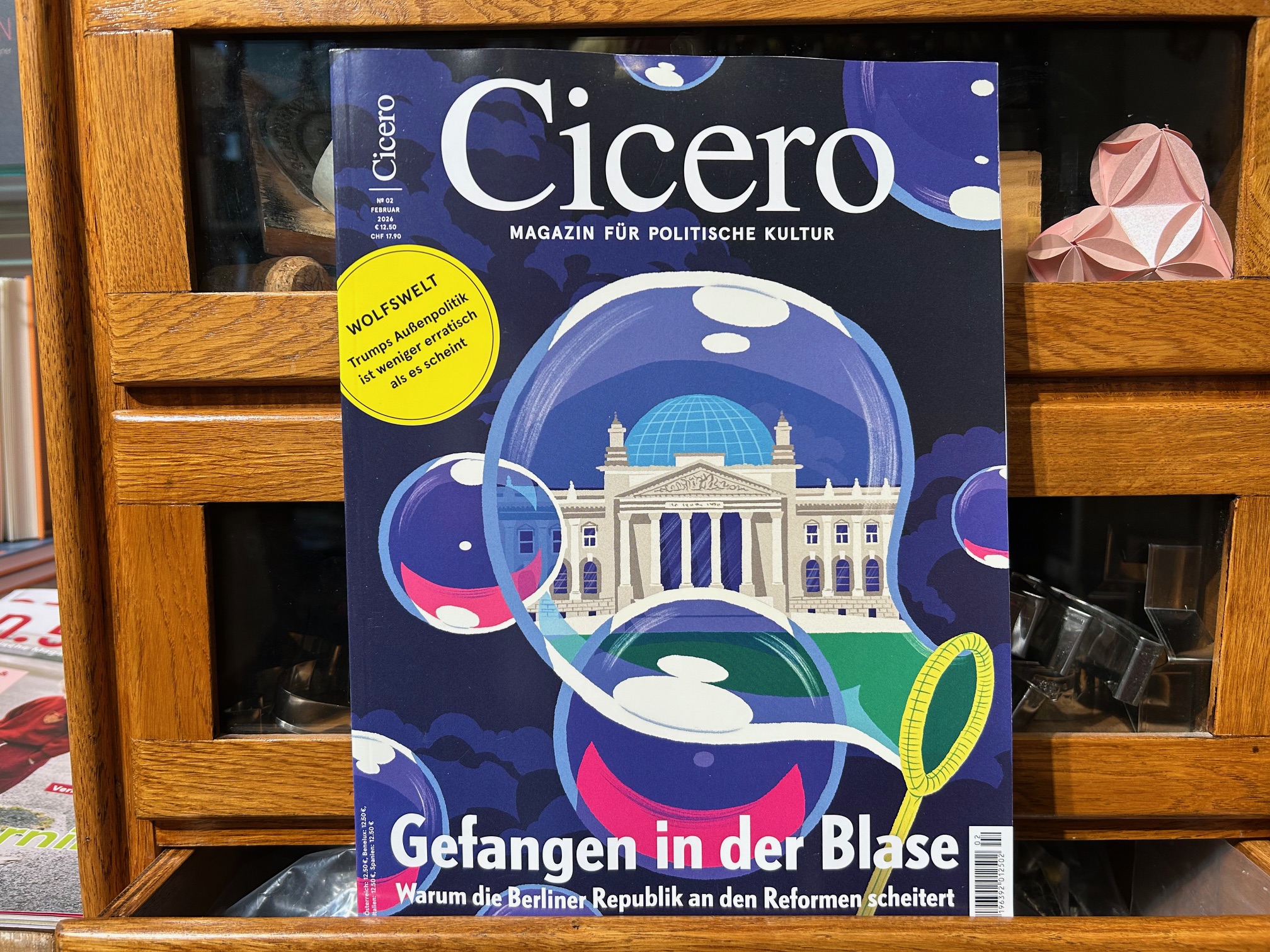 10429-zeitschriften-cicero-2-2026-gefangen-in-der-blase
