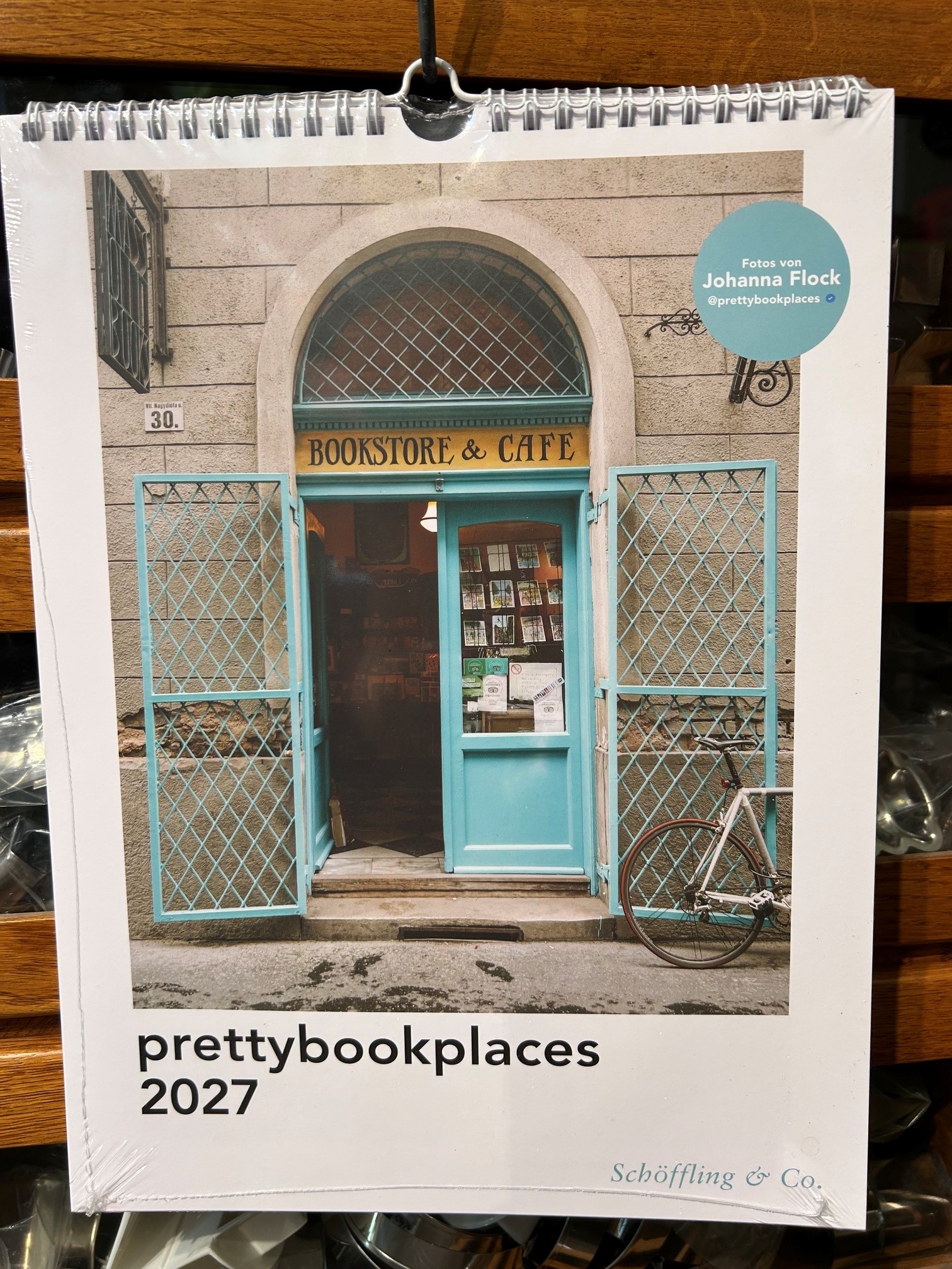 10797-kalender-prettybookplaces-2027-vorderseite