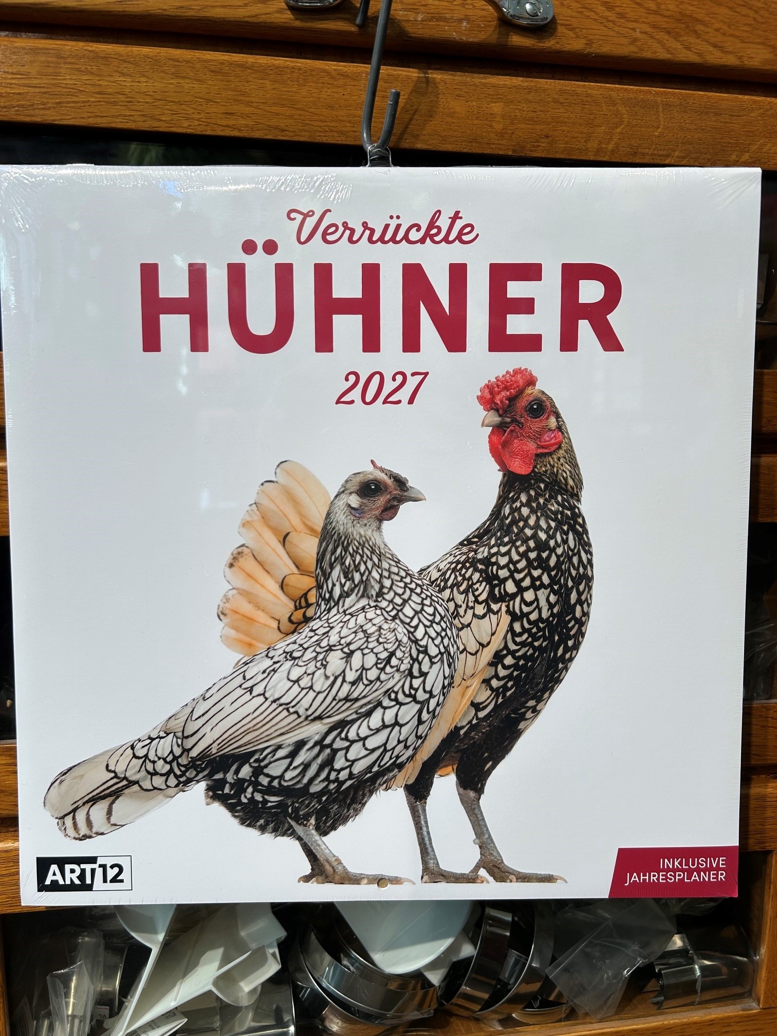 10846-kalender-ackermanns-verrueckte-huehner-kalender-2027-vorderseite