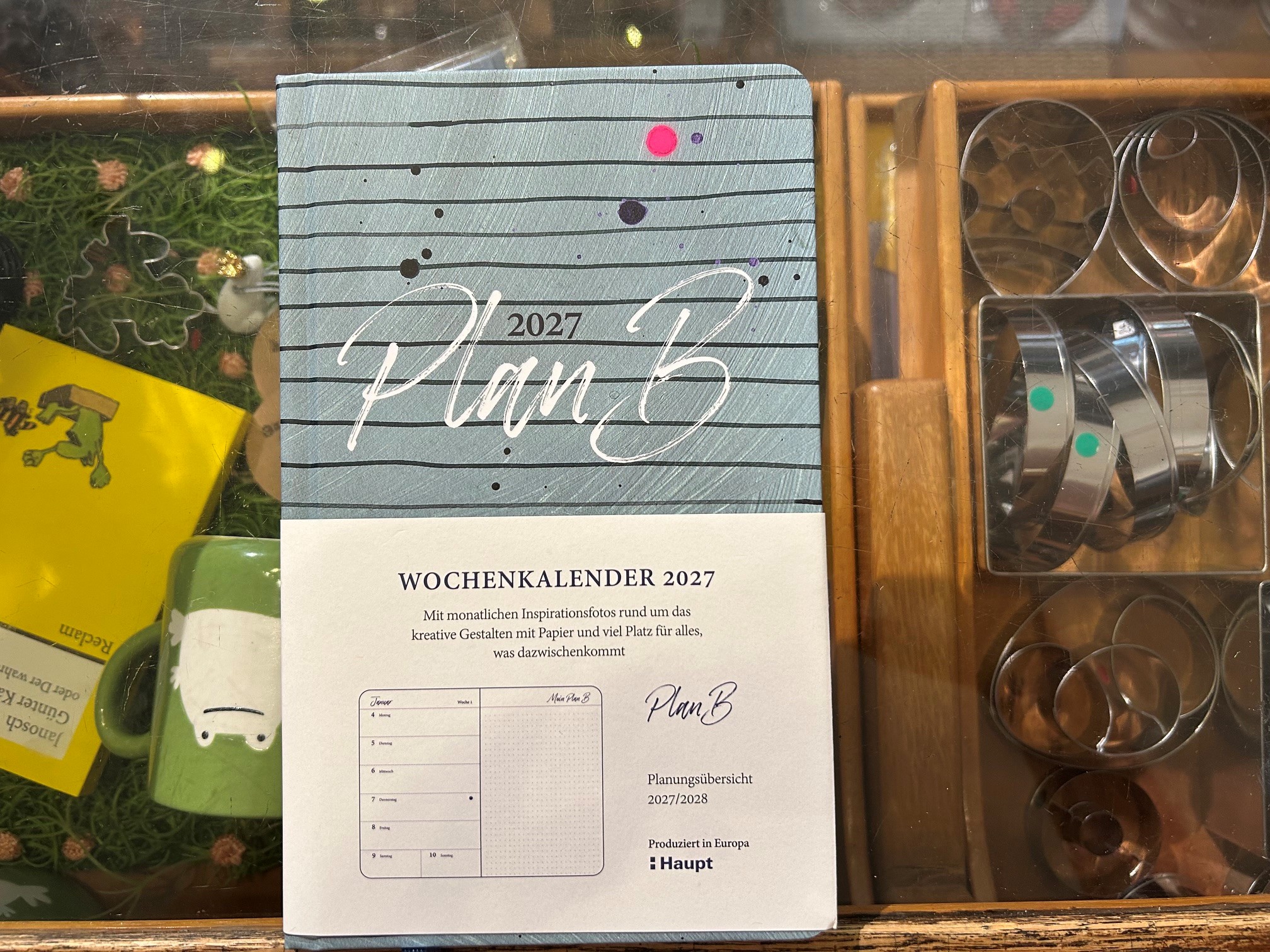 10964-kalender-plan-b-taschenkalender-2027-vorderseite